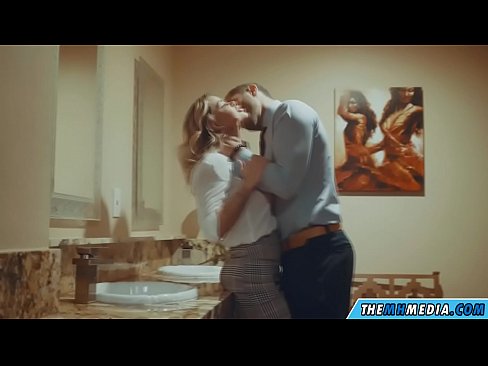 ❤️ ໃນເວລາທີ່ຜິວເນື້ອສີຂາວ busty seduces ທ່ານຢູ່ໃນຫ້ອງນ້ໍາສາທາລະນະ ❤ ໜັງໂປ້ ຢູ່ຄອມ lo.com-fullporner.ru ❌️❤